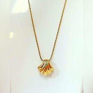 Christian Dior Shell Gold Tone Pendant Necklace